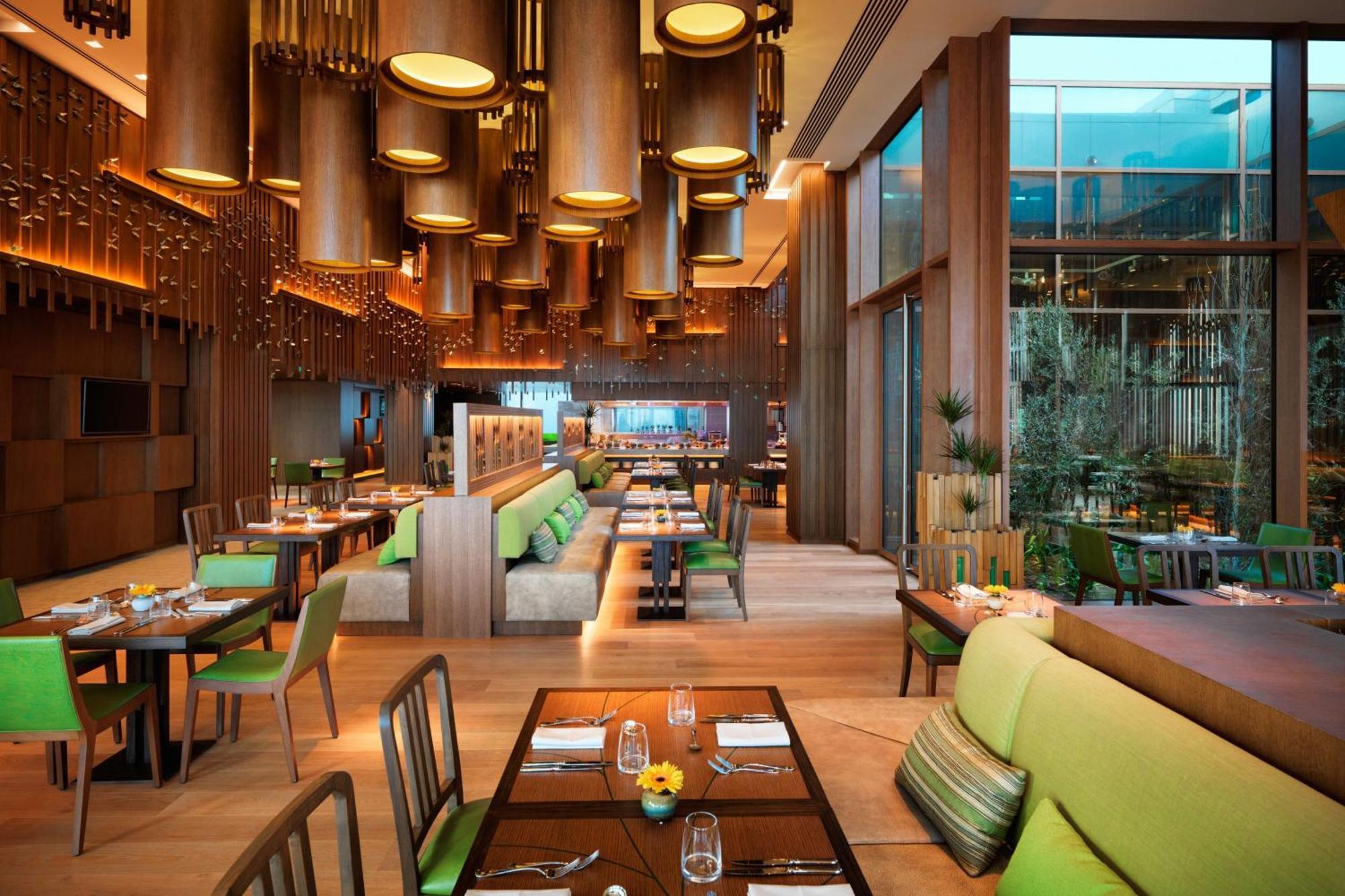 Baku Marriott Hotel Boulevard Exteriör bild The Kitchen Table