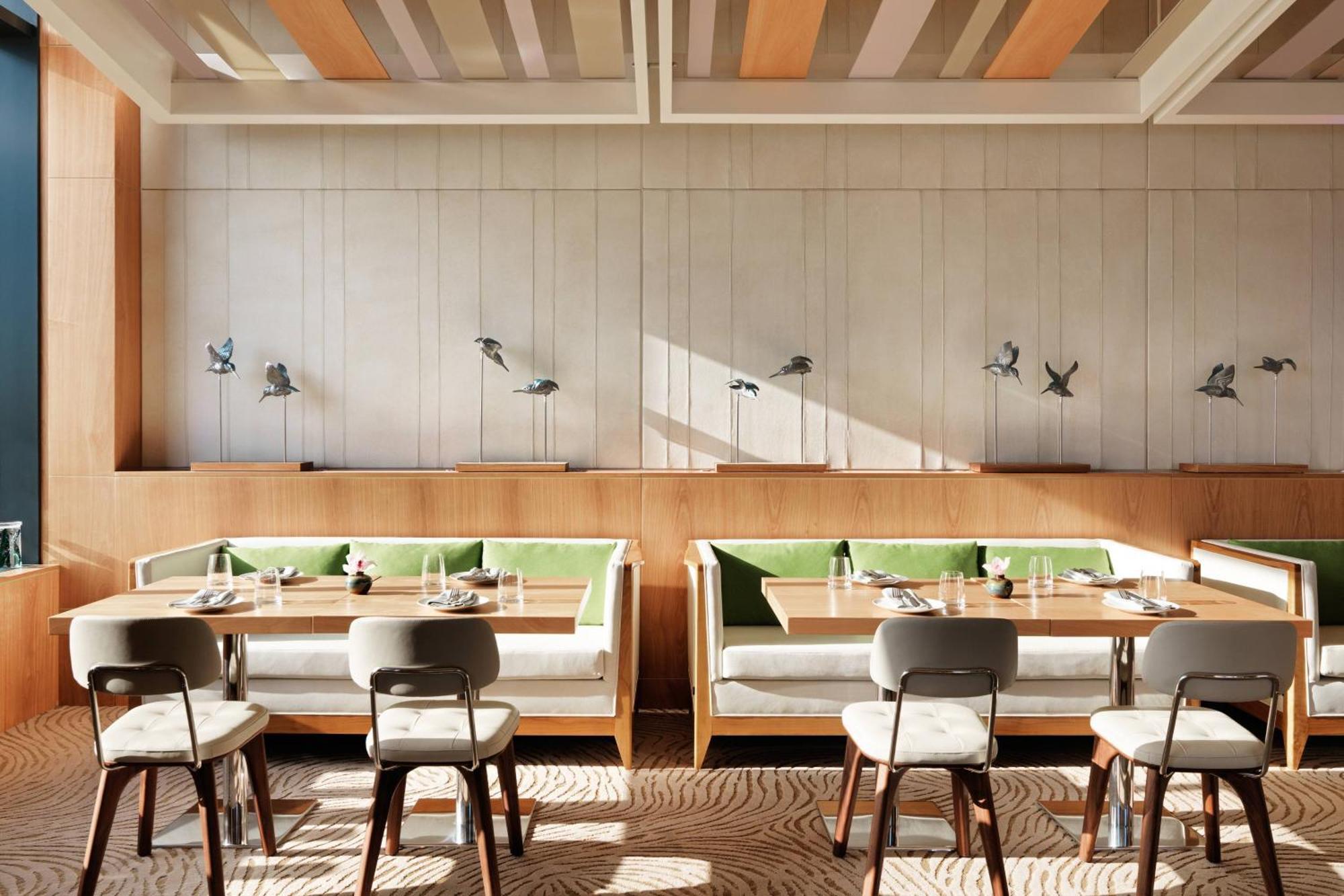Baku Marriott Hotel Boulevard Exteriör bild Interior of the restaurant