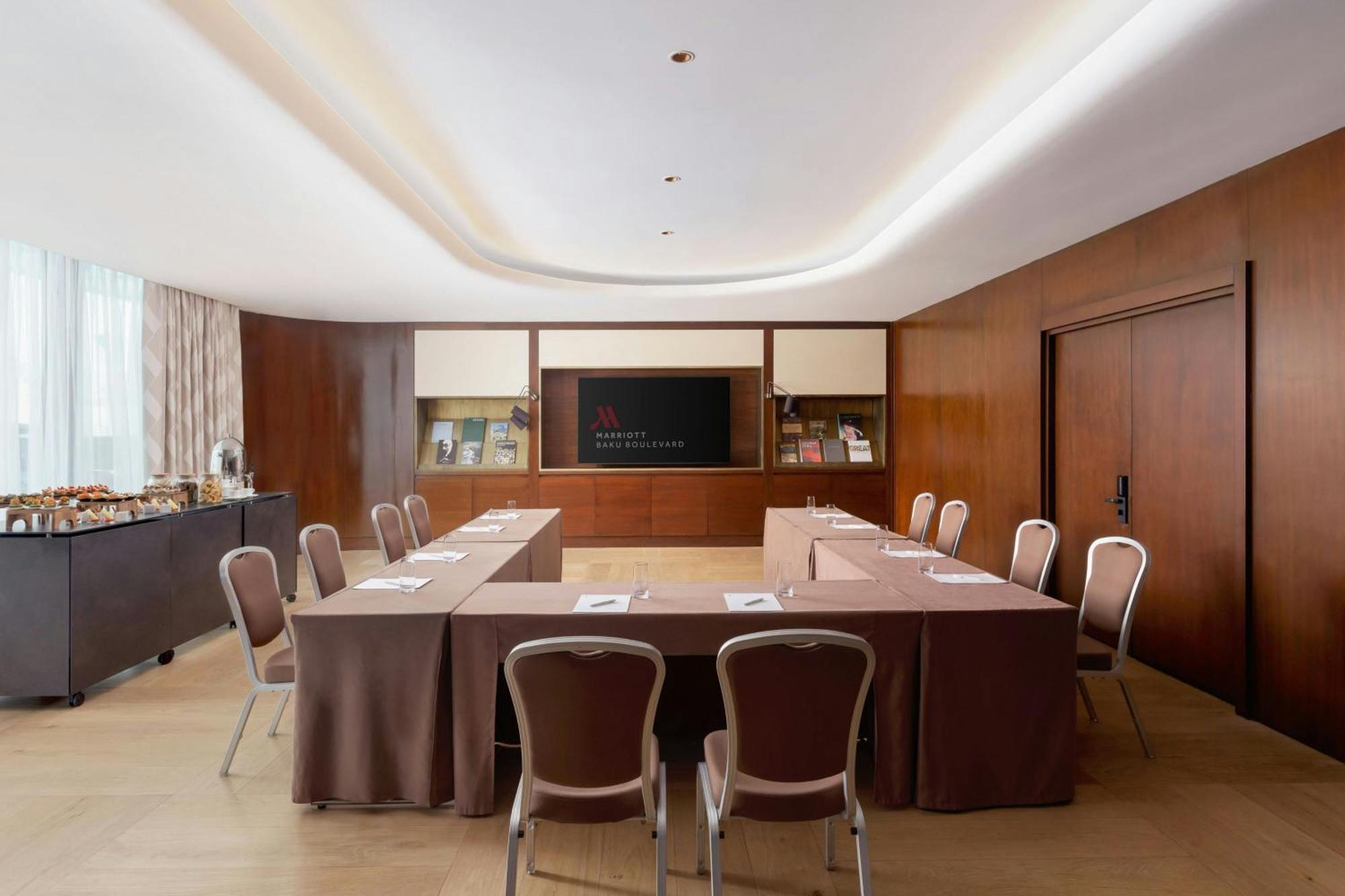 Baku Marriott Hotel Boulevard Exteriör bild Meeting room